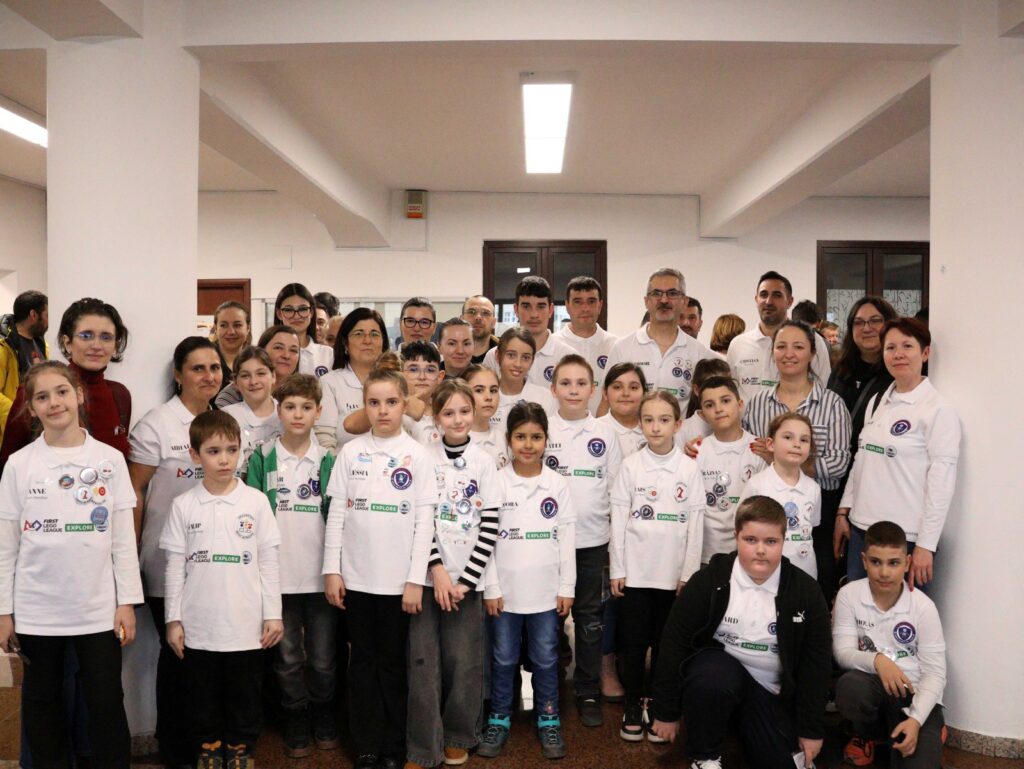 Copiii susținuți de ARTESA, premiați la Festivalul Național FIRST LEGO League Explore 2025!